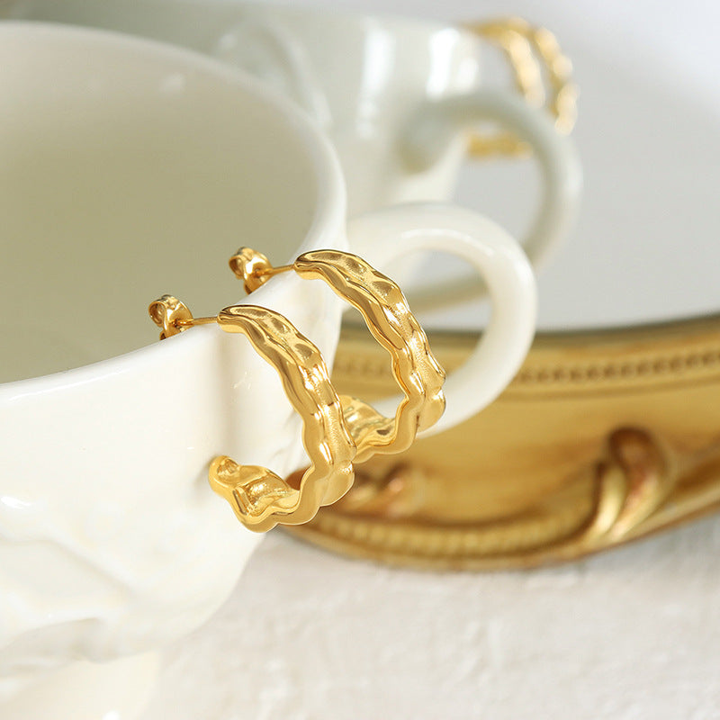 18K Gold Retro Simple Hollow C-shaped Embossed Design Versatile Earrings
