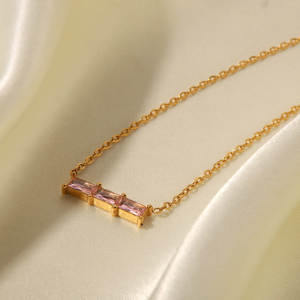 18K gold inlaid three green/pink/white zircon all-match necklace