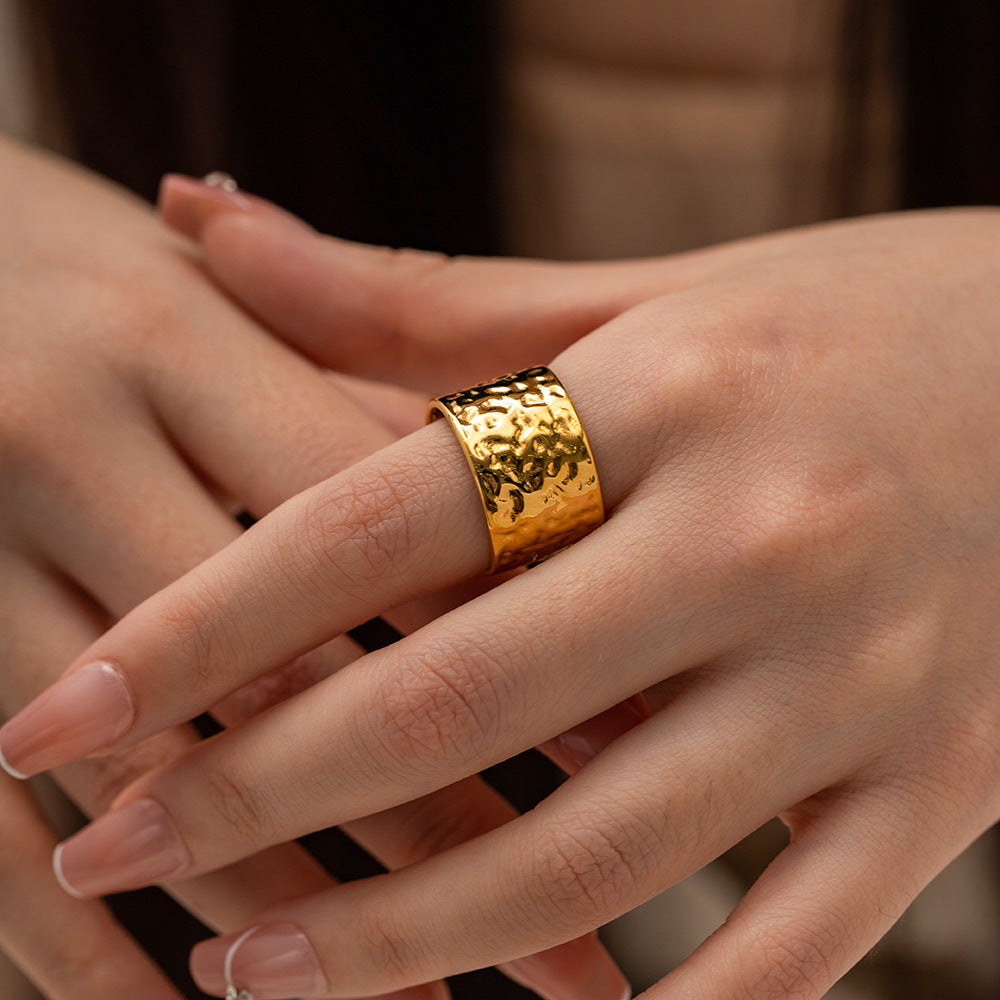 18K Gold Trendy Fashion Lava Design Ring