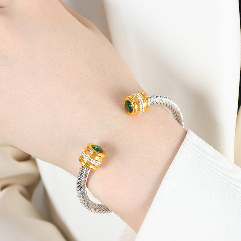 18K gold noble and dazzling zircon inlaid bracelet with thread design