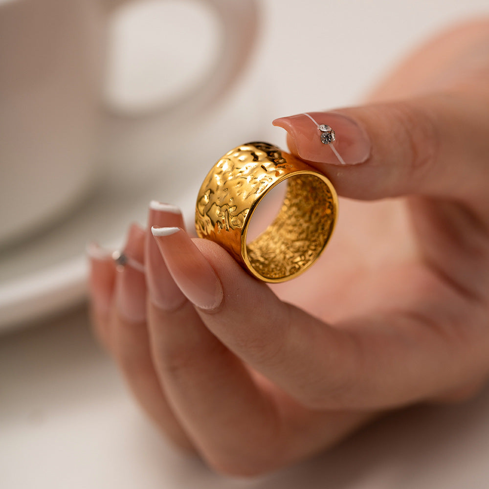 18K Gold Trendy Fashion Lava Design Ring