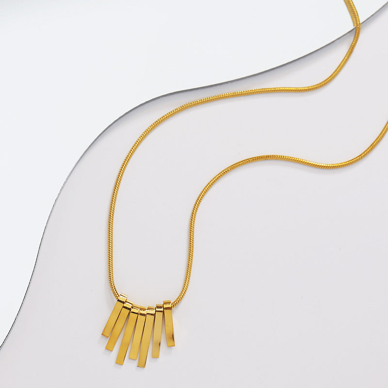 18K gold fashionable simple fan-shaped tassel design versatile necklace