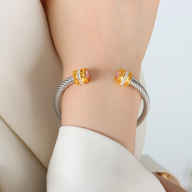 18K gold noble and dazzling zircon inlaid bracelet with thread design