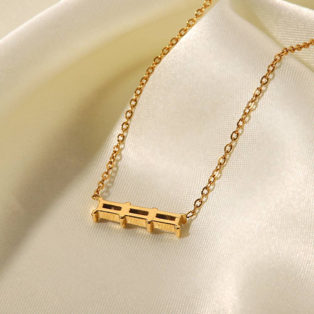 18K gold inlaid three green/pink/white zircon all-match necklace