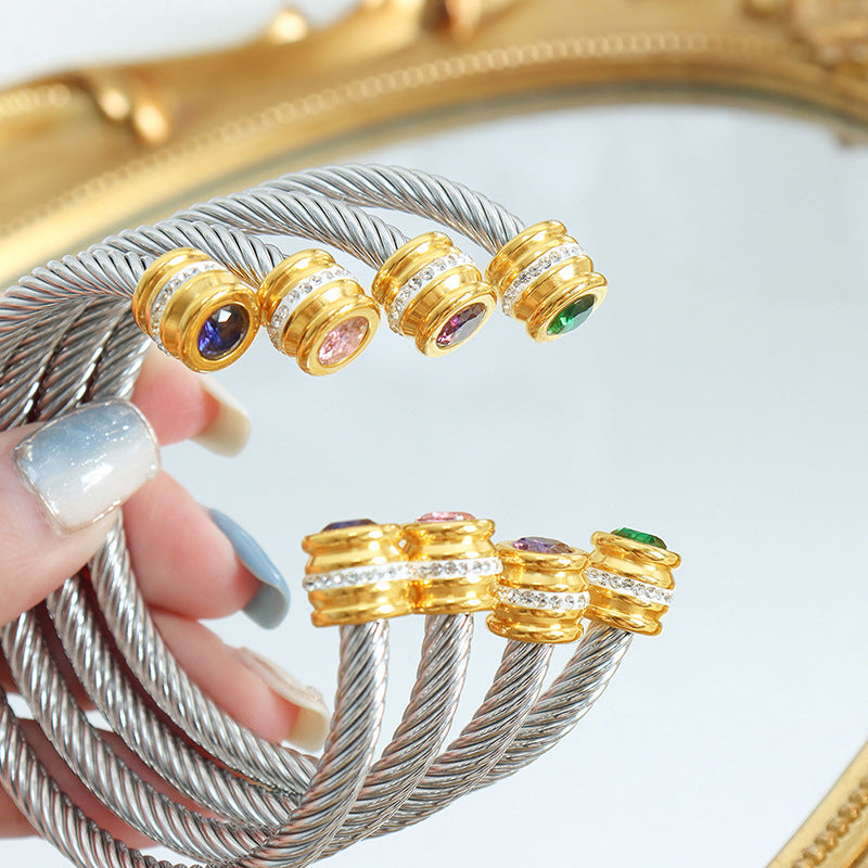 18K gold noble and dazzling zircon inlaid bracelet with thread design
