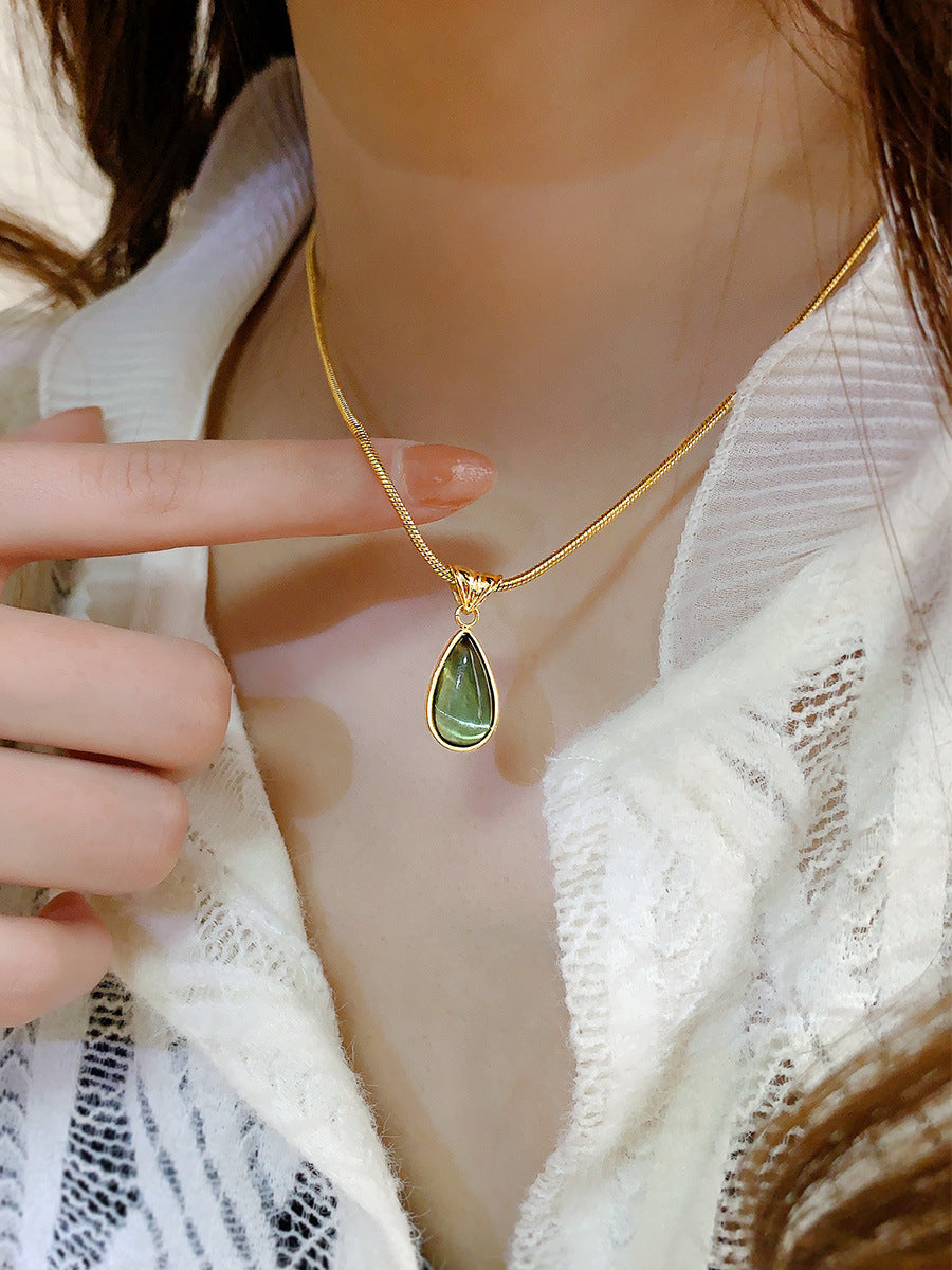18K gold novel and fashionable drop-shaped gem-set design light luxury style necklace