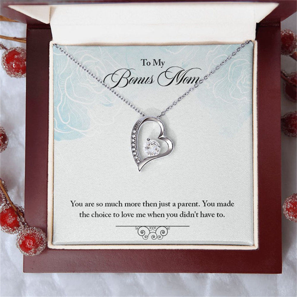 Exquisite light luxury hollow heart inlaid zircon gift box pendant necklace for mother