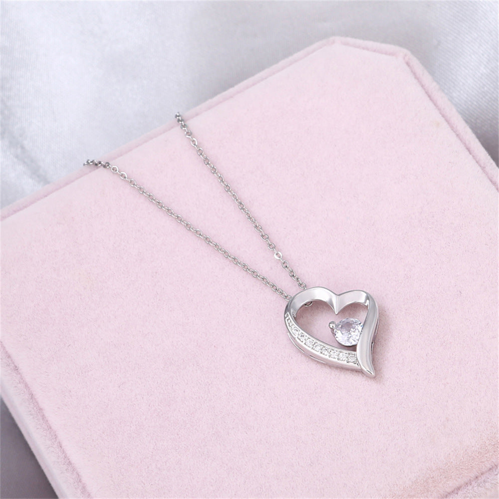 Exquisite light luxury hollow heart inlaid zircon gift box pendant necklace for mother