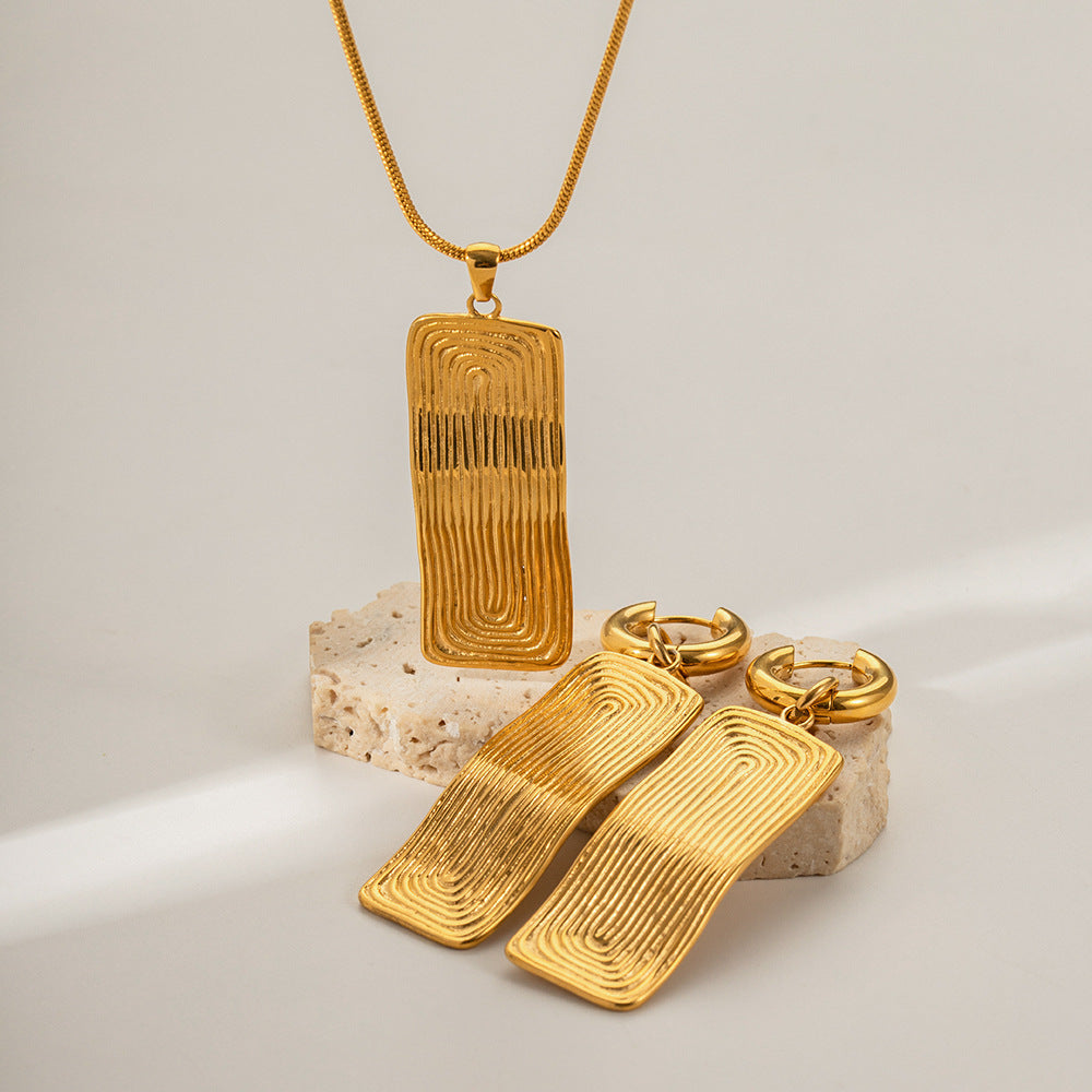 18K Gold Fashion Simple Thread Rectangular Design Pendant Necklace Earrings Set