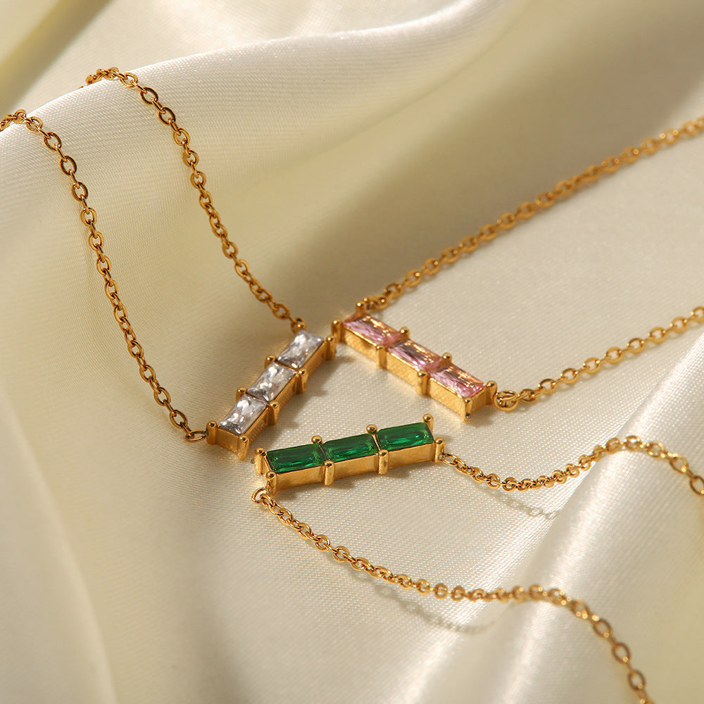 18K gold inlaid three green/pink/white zircon all-match necklace