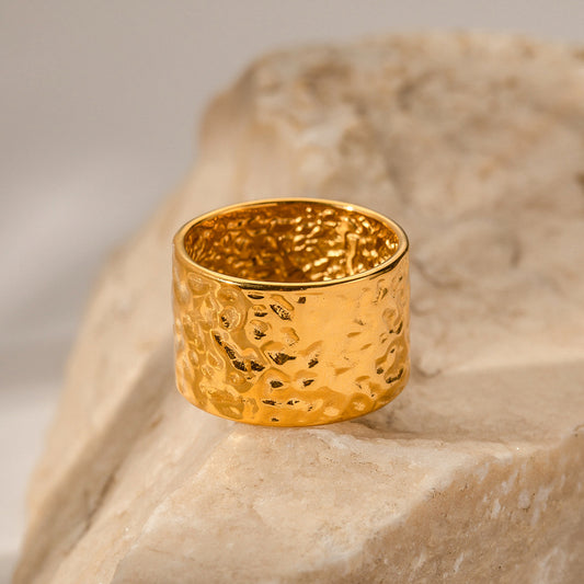 18K Gold Trendy Fashion Lava Design Ring