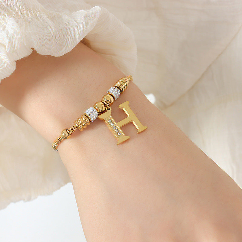 18K gold classic and fashionable 26 letter design versatile bracelet