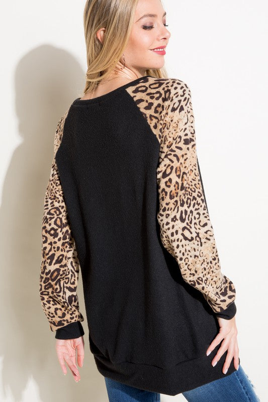 SEQUENCE POCKET TUNIC TOP