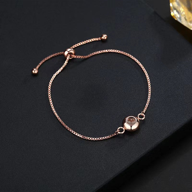 Exquisite and noble round projection bracelet