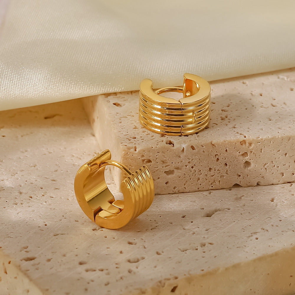 18K Gold Wide Rib Stud Earrings