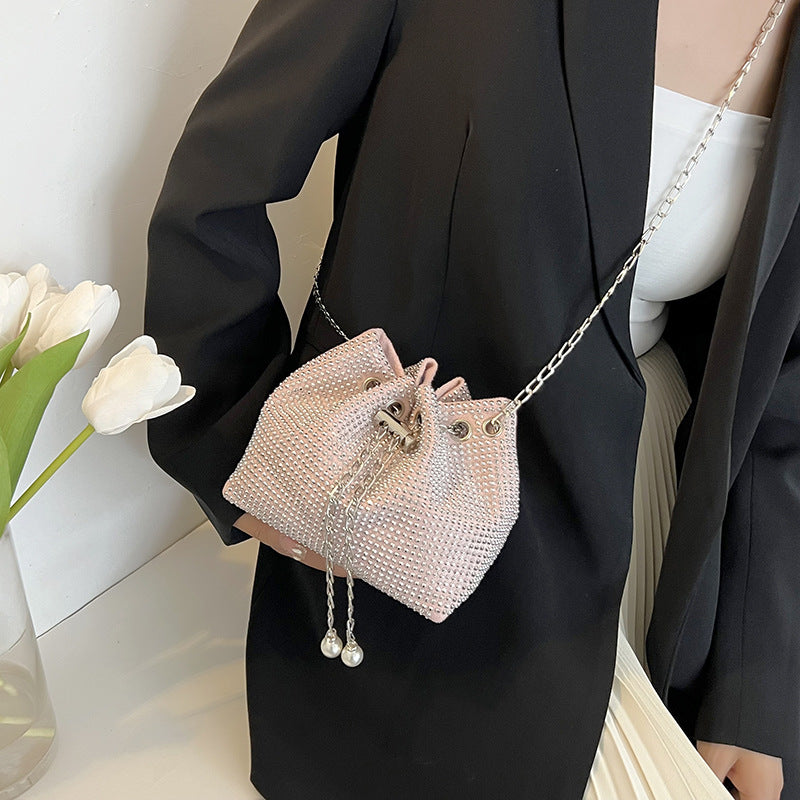 Diamond Shoulder Chain Diagonal Bucket Bag