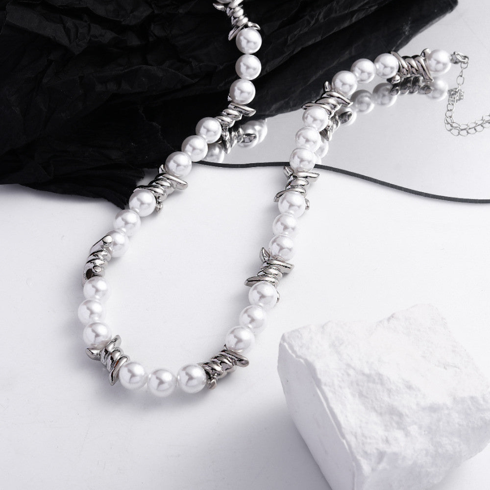 Trendy fashion stitching with pearl design punk style all-match necklace