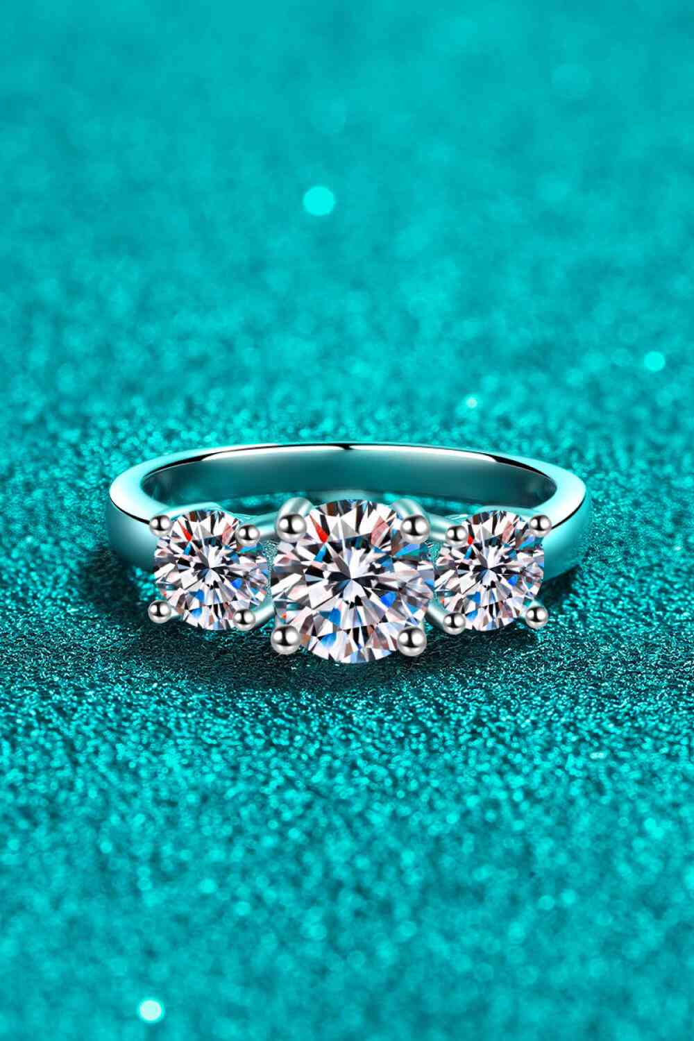 Stylish 925 Sterling Silver Moissanite Ring